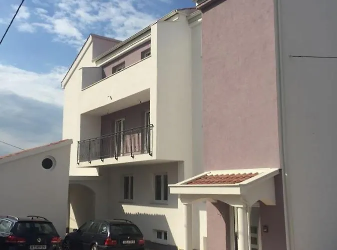 By The Sea - Diklo, - 17199 *